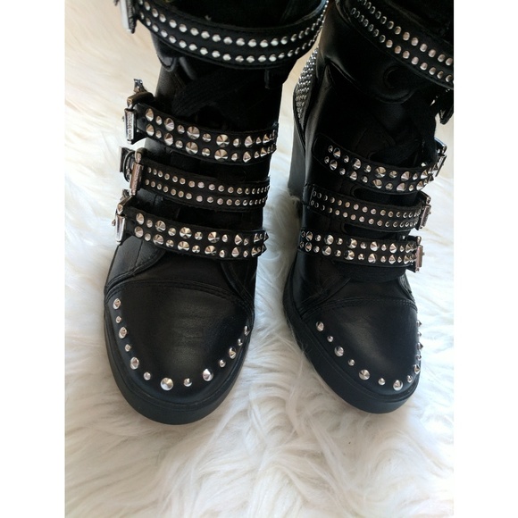 🛑 Sold ✋ Kors Black Studded Grayson Wedge - Picture 8 of 8